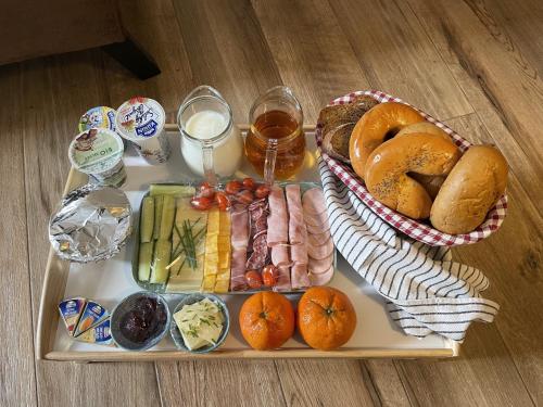 Jídlo v aparthotelu nebo okolí