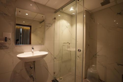 Koupelna v ubytování Eden Park Boutique Hotel