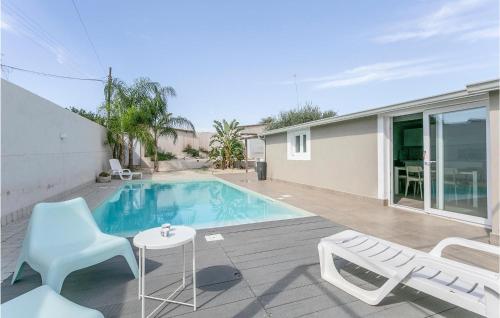 Nice Home In Santa Croce Camerina With 2 Bedrooms, Private Swimming Pool And Outdoor Swimming Pool
