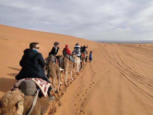 Erg Chebbi Camp 투숙객