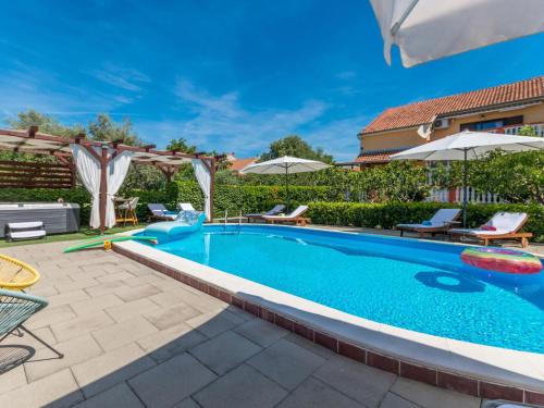 Holiday Villa with swimmingpool at Polaca, near Biograd on sea