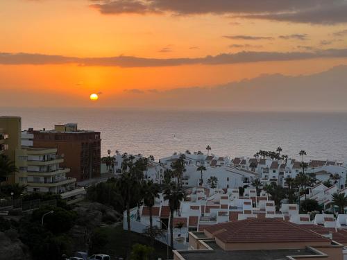 Miguel Angel Sunset Ocean View