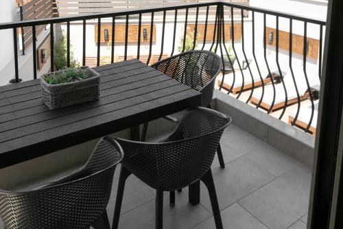 Μπαλκόνι ή βεράντα στο ridos house