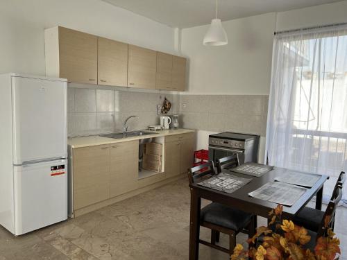 Kali - Thea Spacious 2 BR Penthouse, City View