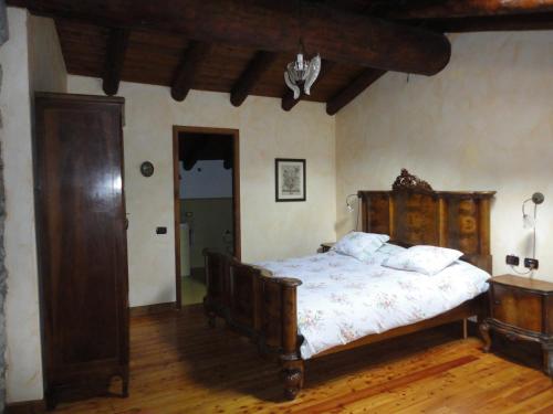 Postel nebo postele na pokoji v ubytování Casa Visnenza Bed & Breakfast