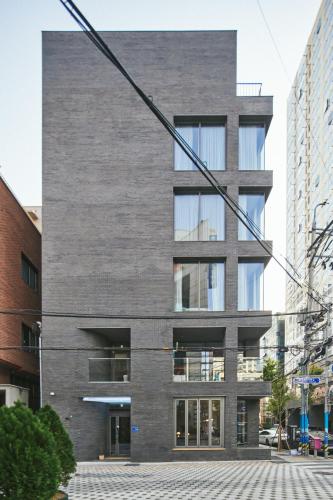 O edifício em que o hotel se localiza