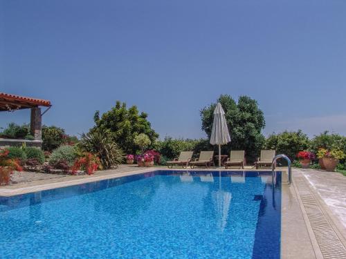 Πισίνα στο ή κοντά στο Villa Kalithea