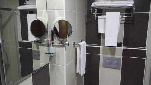 Ένα μπάνιο στο Miroglu Hotel