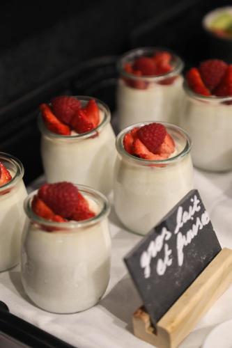 Φαγητό σε αυτό το ξενοδοχείο ή κάπου εκεί κοντά