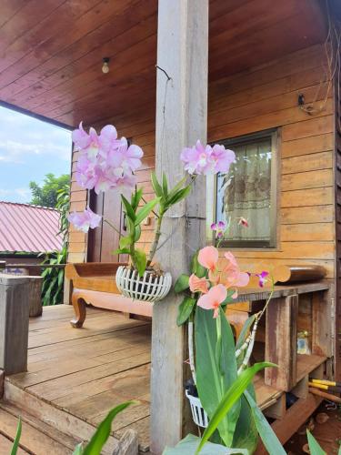 Taman di luar Happy bungalow & trekking