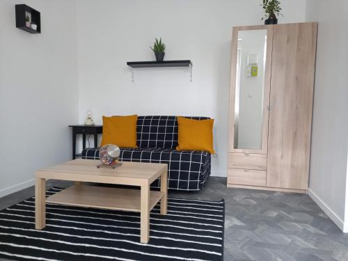 Χώρος καθιστικού στο Logements neufs tout équipés, idéal travail mobilité
