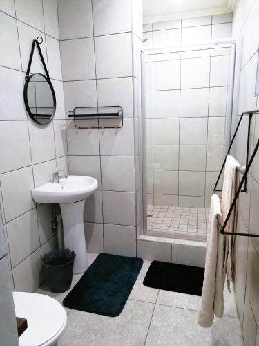 Ένα μπάνιο στο Maretlwane Guesthouse