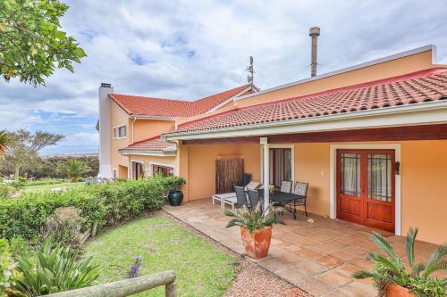 Giardino di Apricot Gardens Guesthouse