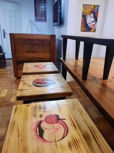 Кровать или кровати в номере Omotenashi House of Santa Rosa City Laguna