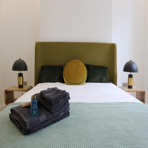 Phaedrus Living: City Center Luxury Flat Clarewood