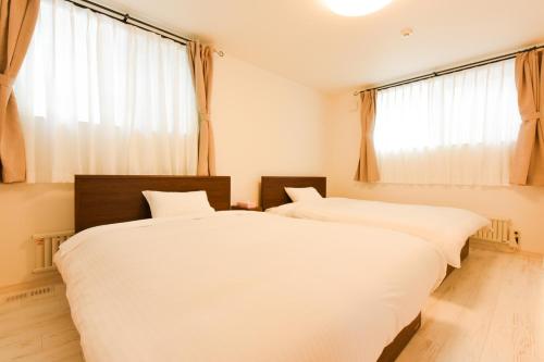 S12 HOTEL