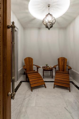 Un lugar para sentarse en Wish More Hotel Şişli