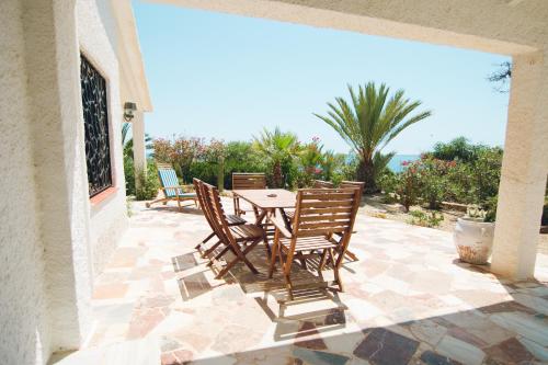 Un patio sau altă zonă în aer liber la Casa del Canto, Calapanizo