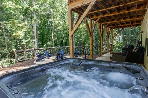Crooked Maple Cottage – Photos 2