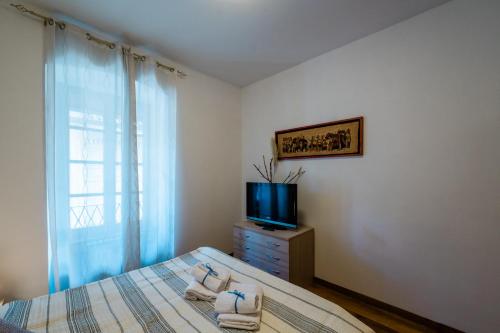 Μια τηλεόραση ή/και κέντρο ψυχαγωγίας στο FEEL - Salvecchio Apartments