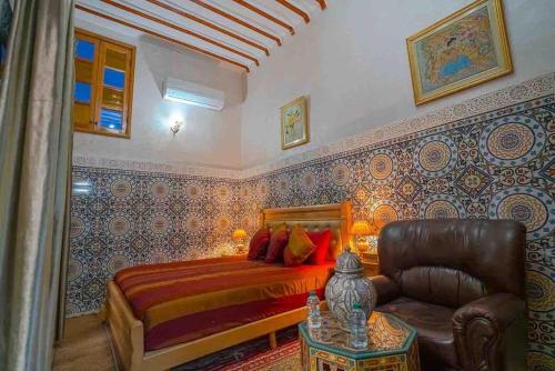 Vuode tai vuoteita majoituspaikassa Dar lmrama Guest House Fes Medina Morocco