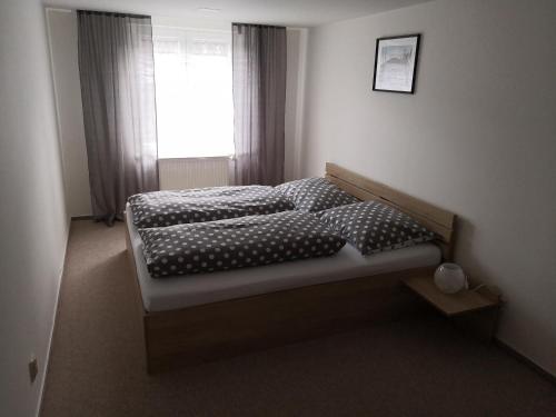 Postel nebo postele na pokoji v ubytování Apartmánový byt Třemošná Revoluční 144