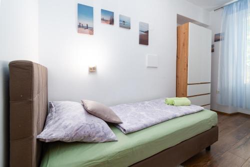 Postel nebo postele na pokoji v ubytování Apartments with WiFi Rijeka - 16455