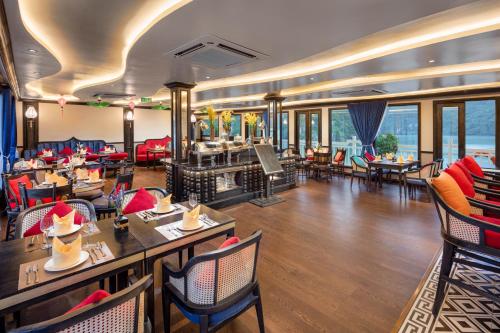 Εστιατόριο ή άλλο μέρος για φαγητό στο Verdure Lotus Cruises