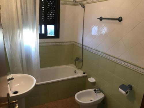 Ванная комната в Conil, Colorado 2 rustico y económico