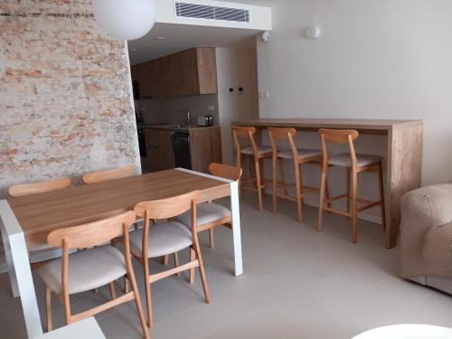 Η κουζίνα ή μικρή κουζίνα στο Vora Salou