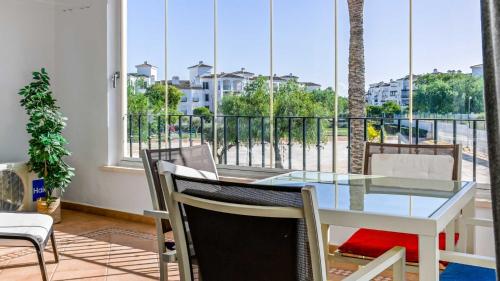 Sunny First Floor Apartment with Pool Views at La Torre Golf - AO3011LT