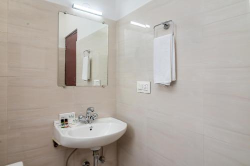 Ένα μπάνιο στο Muscatel Roma - 400 Mts from Mall Road