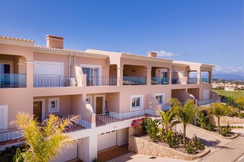 Casa da Boa Vida at Boa Vista Golf Resort Bayview