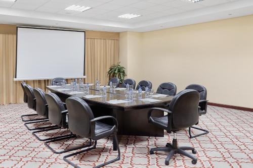 Makarem Al Bait Al Azizia Hotel