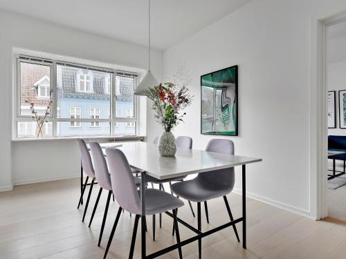 Gallery image of Sanders Fjord - Smart One-Bedroom Apartment In Center of Roskilde in Roskilde