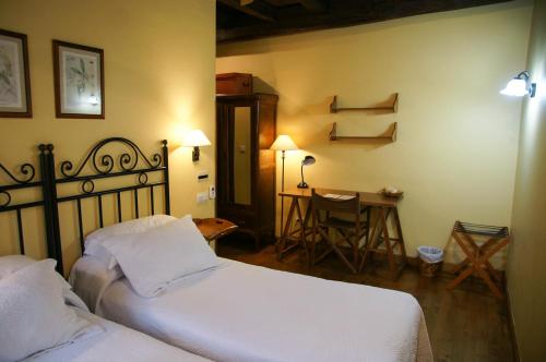 Postel nebo postele na pokoji v ubytování Hotel Rural Irigoienea