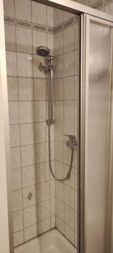 Appartment near Schönbrunn palace and U3 to City center