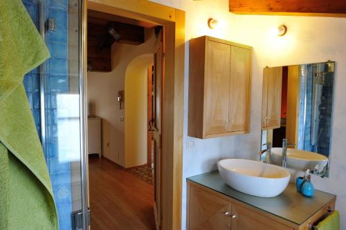 Kuchyň nebo kuchyňský kout v ubytování Agriturismo Crodi