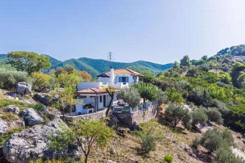 Gallery image of Villa Rose in Glóssa