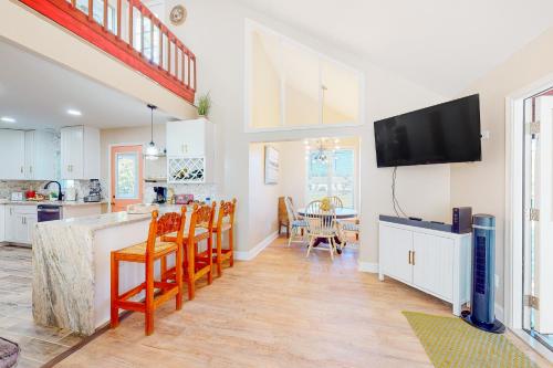 Denton Manor --- 77 Dorothy Circle – Photos 3