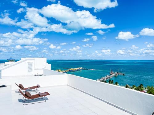 Beachfront Luxury Apartments – Photos 3