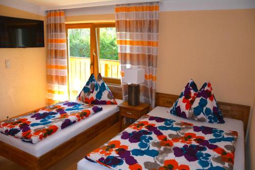 Gallery image of Pension Milan in Zell am See