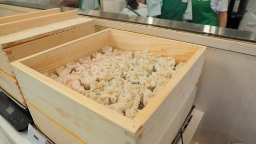 a wooden box filled with animals in a kitchen at Toyoko Inn Tokyo Keio-sen Higashi-fuchu-eki Kita-guchi in Fuchu