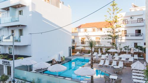 Πισίνα στο ή κοντά στο Kahlua Sea View Suites - Adults Only