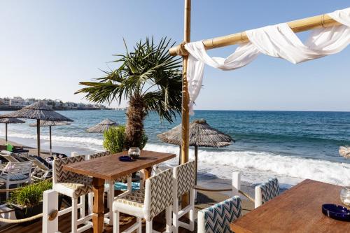 Kahlua Sea View Suites - Adults Only