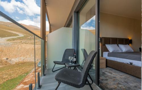 Postel nebo postele na pokoji v ubytování New Gudauri Atrium apartment #233