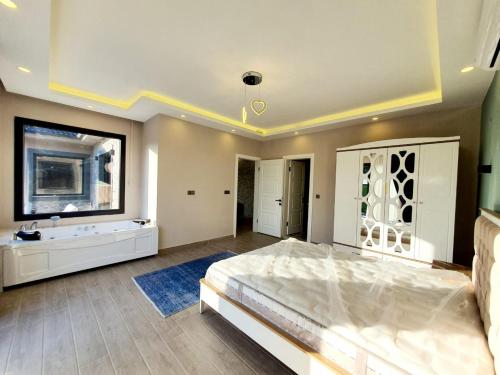 Postel nebo postele na pokoji v ubytování Villa in Fethiye with Private Pool Close to Beach