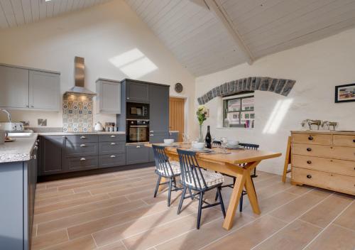 West Cottage – Photos 2