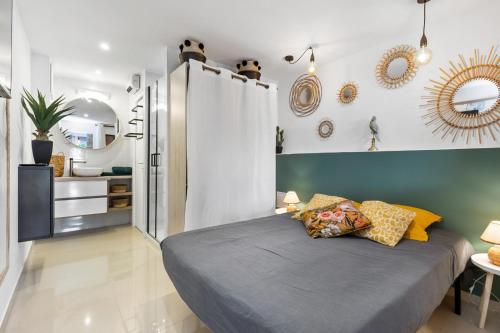 Posteľ alebo postele v izbe v ubytovaní Cap d'Agde Studio - Port
