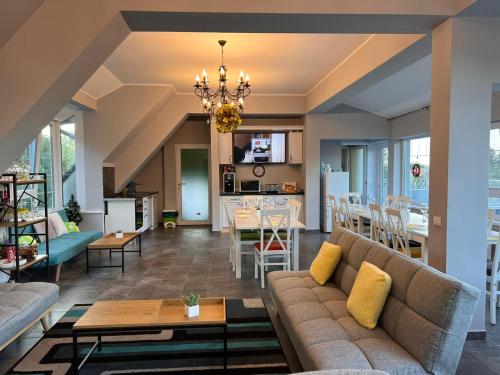 Posezení v ubytování Premont Bran GuestHouse